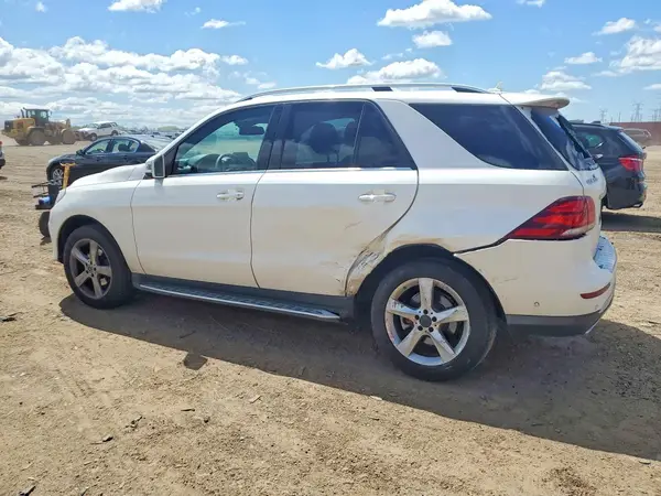 4JGDA5HB0JB003564 2018 MERCEDES-BENZ GLE - Image 2