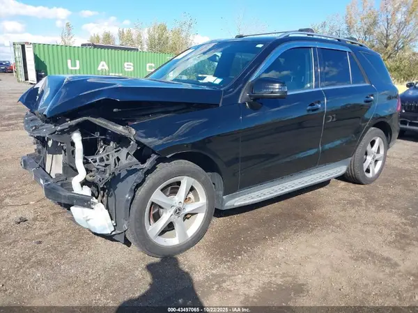 4JGDA5HB0JB029761 2018 MERCEDES-BENZ GLE - Image 2