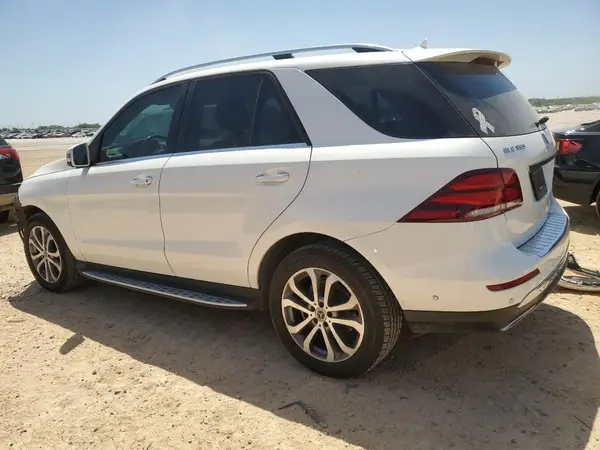 4JGDA5HB0JB051906 2018 MERCEDES-BENZ GLE - Image 2