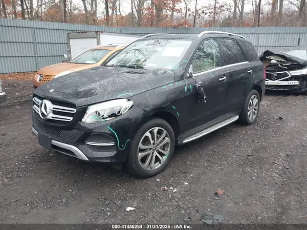 4JGDA5HB0JB081312 2018 MERCEDES-BENZ GLE - Image 2