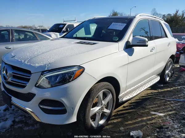 4JGDA5HB0JB088275 2018 MERCEDES-BENZ GLE - Image 2