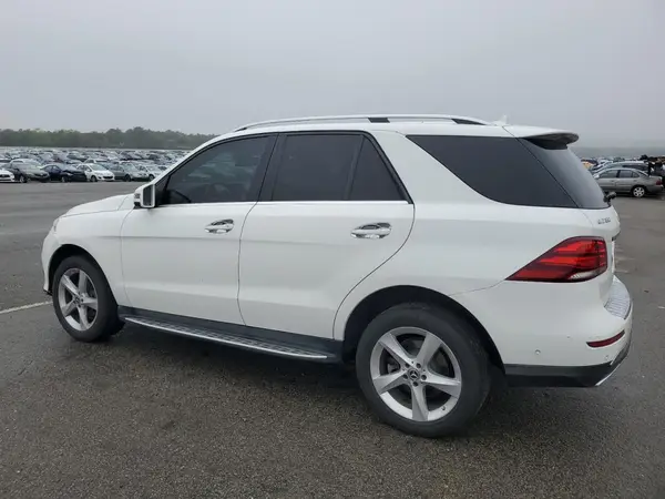 4JGDA5HB0JB115412 2018 MERCEDES-BENZ GLE - Image 2