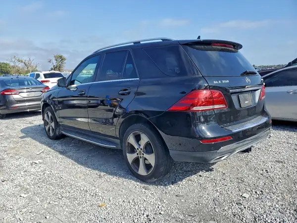 4JGDA5HB0JB153044 2018 MERCEDES-BENZ GLE - Image 2