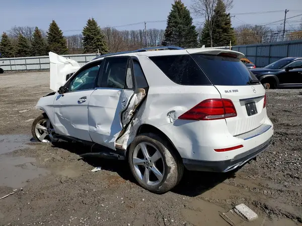 4JGDA5HB0JB172158 2018 MERCEDES-BENZ GLE - Image 2