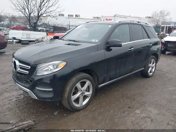4JGDA5HB0JB172502 2018 MERCEDES-BENZ GLE - Image 2