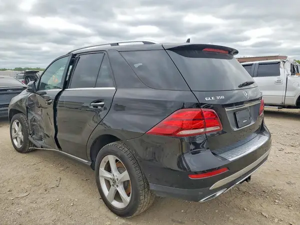 4JGDA5HB0JB179224 2018 MERCEDES-BENZ GLE - Image 2