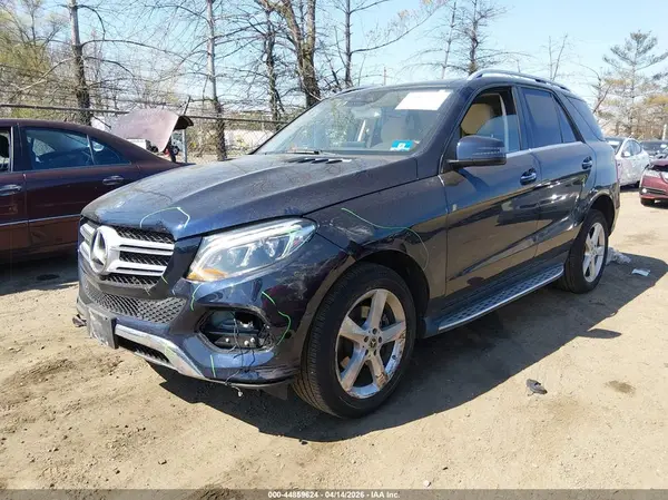 4JGDA5HB0JB196959 2018 MERCEDES-BENZ GLE - Image 2