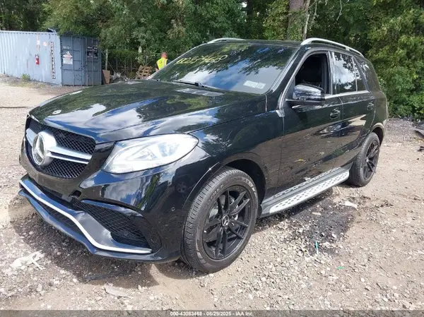 4JGDA5HB0JB201805 2018 MERCEDES-BENZ GLE - Image 2