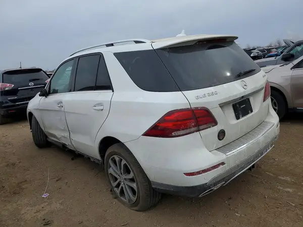 4JGDA5HB1GA621247 2016 MERCEDES-BENZ GLE - Image 2