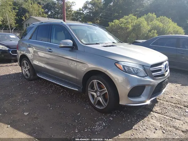 4JGDA5HB1GA693517 2016 MERCEDES-BENZ GLE - Image 1