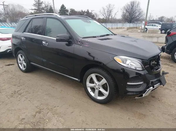 4JGDA5HB1GA694070 2016 MERCEDES-BENZ GLE - Image 1