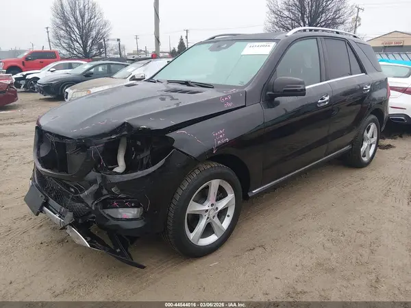 4JGDA5HB1GA694070 2016 MERCEDES-BENZ GLE - Image 2