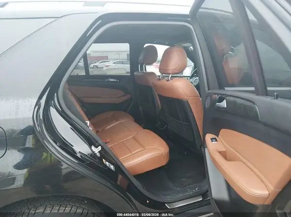 4JGDA5HB1GA694070 2016 MERCEDES-BENZ GLE - Image 8