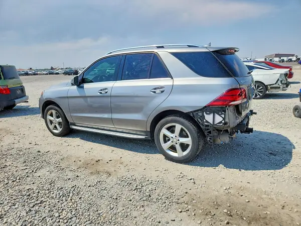 4JGDA5HB1GA707061 2016 MERCEDES-BENZ GLE - Image 2