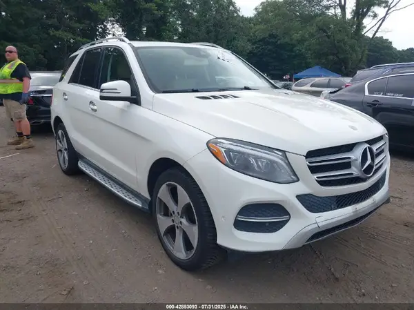 4JGDA5HB1GA732400 2016 MERCEDES-BENZ GLE - Image 1