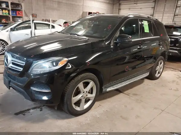 4JGDA5HB1GA741498 2016 MERCEDES-BENZ GLE - Image 2