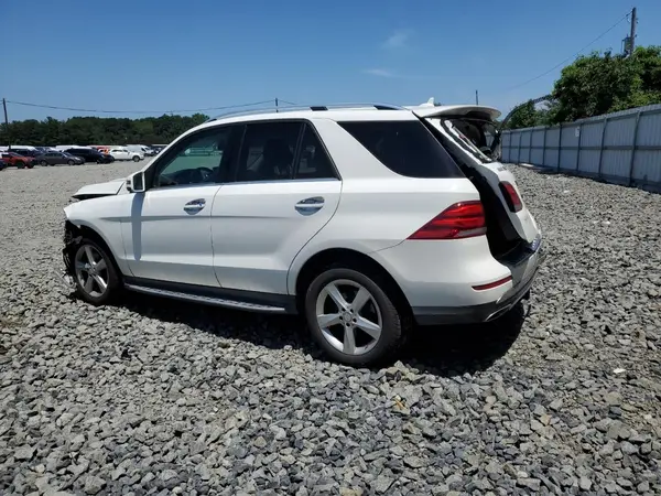 4JGDA5HB1GA748824 2016 MERCEDES-BENZ GLE - Image 2