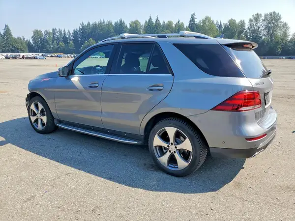 4JGDA5HB1GA763484 2016 MERCEDES-BENZ GLE - Image 2
