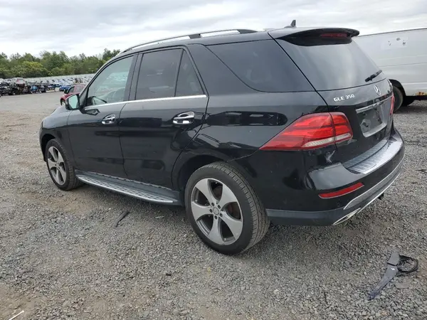 4JGDA5HB1HA833955 2017 MERCEDES-BENZ GLE - Image 2