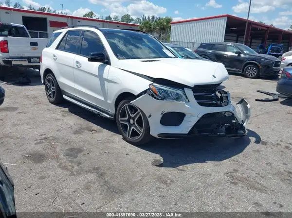 4JGDA5HB1HA872318 2017 MERCEDES-BENZ GLE - Image 1