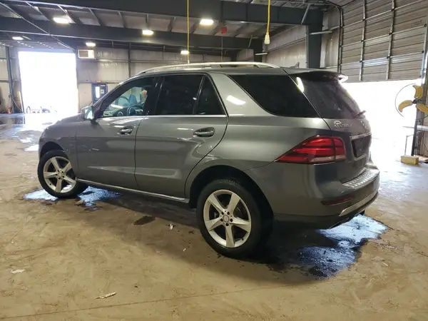 4JGDA5HB1HA882461 2017 MERCEDES-BENZ GLE - Image 2