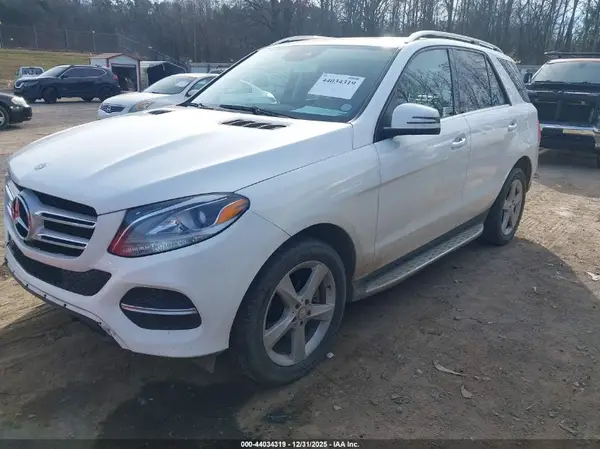 4JGDA5HB1HA901350 2017 MERCEDES-BENZ GLE - Image 2