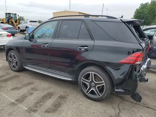 4JGDA5HB1HA904524 2017 MERCEDES-BENZ GLE - Image 2