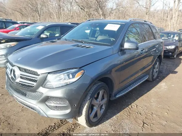 4JGDA5HB1HA931853 2017 MERCEDES-BENZ GLE - Image 2