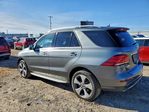 4JGDA5HB1HA949365 2017 MERCEDES-BENZ GLE - Image 2