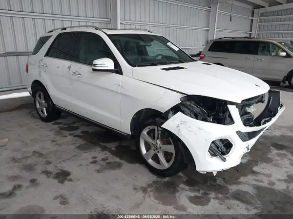4JGDA5HB1HA964089 2017 MERCEDES-BENZ GLE - Image 1
