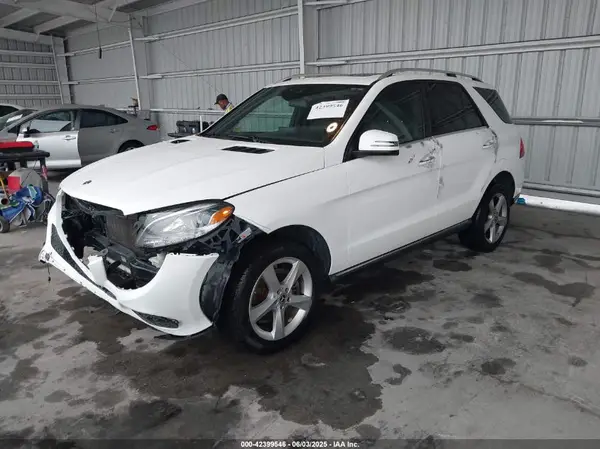 4JGDA5HB1HA964089 2017 MERCEDES-BENZ GLE - Image 2