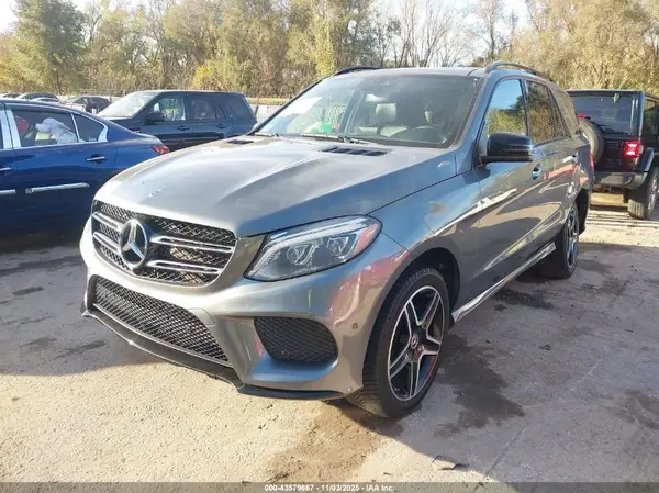 4JGDA5HB1HA968045 2017 MERCEDES-BENZ GLE - Image 2