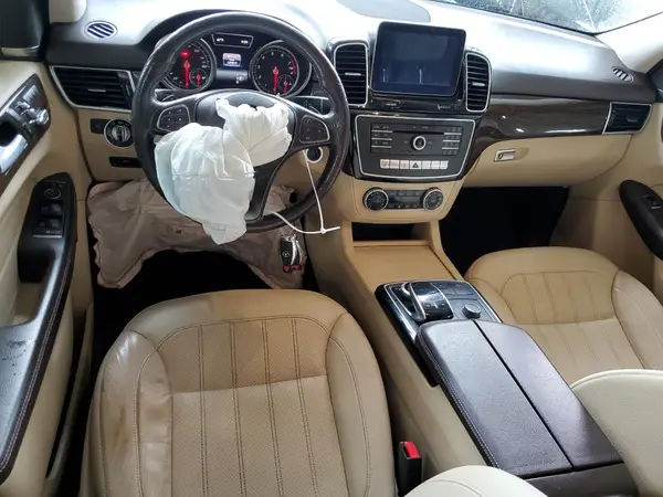 4JGDA5HB1JB016825 2018 MERCEDES-BENZ GLE - Image 8