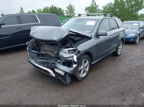 4JGDA5HB1JB022303 2018 MERCEDES-BENZ GLE - Image 2