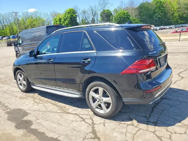 4JGDA5HB1JB026464 2018 MERCEDES-BENZ GLE - Image 2