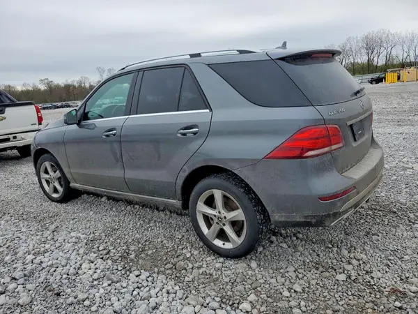 4JGDA5HB1JB027887 2018 MERCEDES-BENZ GLE - Image 2