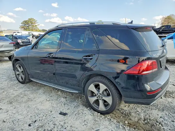 4JGDA5HB1JB060890 2018 MERCEDES-BENZ GLE - Image 2