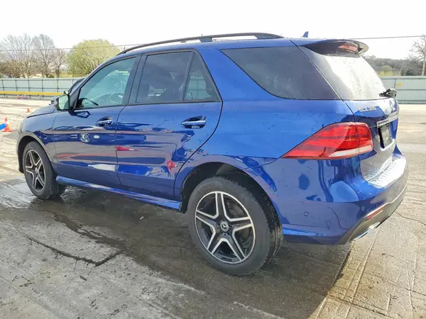 4JGDA5HB1JB066365 2018 MERCEDES-BENZ GLE - Image 2