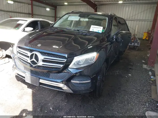 4JGDA5HB1JB068326 2018 MERCEDES-BENZ GLE - Image 2