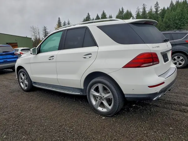 4JGDA5HB1JB086373 2018 MERCEDES-BENZ GLE - Image 2