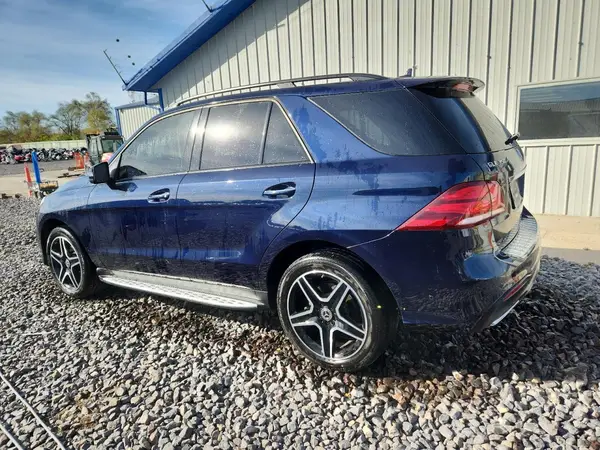 4JGDA5HB1JB113927 2018 MERCEDES-BENZ GLE - Image 2
