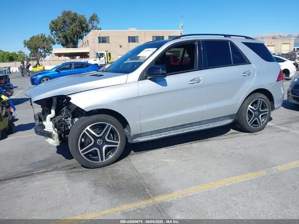 4JGDA5HB1JB152520 2018 MERCEDES-BENZ GLE - Image 2