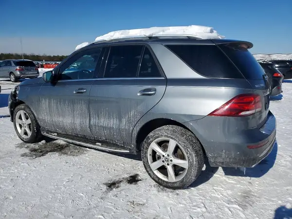 4JGDA5HB1JB191799 2018 MERCEDES-BENZ GLE - Image 2