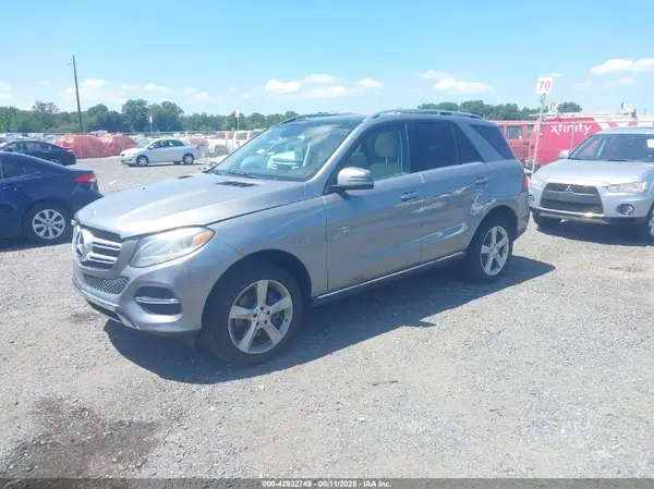 4JGDA5HB2GA625288 2016 MERCEDES-BENZ GLE - Image 2