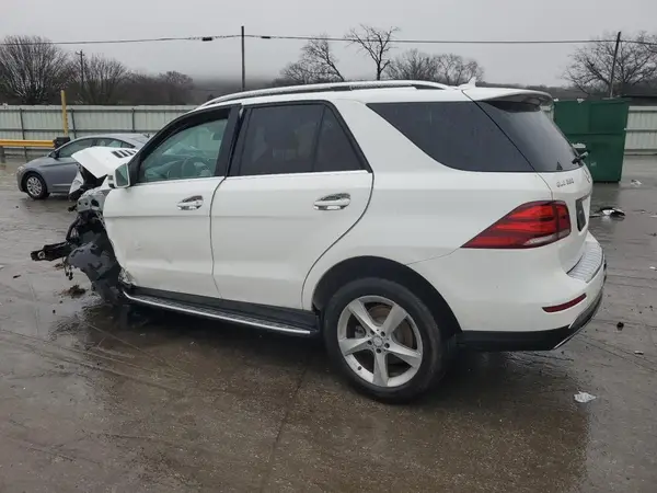 4JGDA5HB2GA669727 2016 MERCEDES-BENZ GLE - Image 2