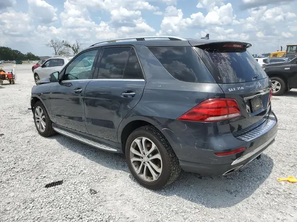 4JGDA5HB2GA703925 2016 MERCEDES-BENZ GLE - Image 2