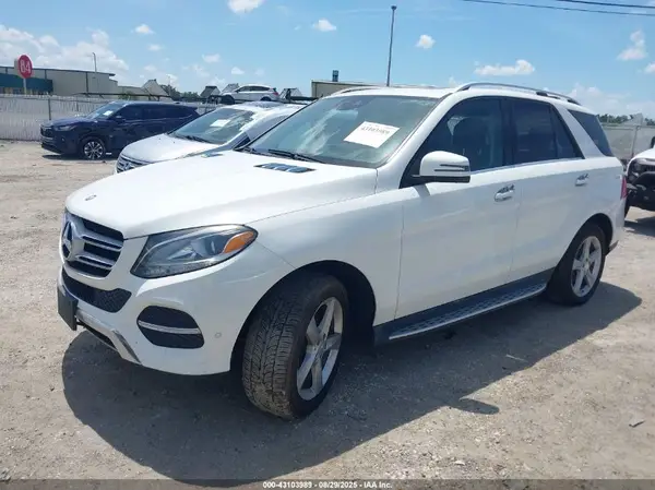 4JGDA5HB2GA712107 2016 MERCEDES-BENZ GLE - Image 2