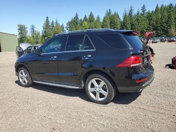 4JGDA5HB2GA715797 2016 MERCEDES-BENZ GLE - Image 2