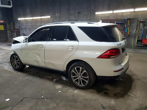 4JGDA5HB2GA735354 2016 MERCEDES-BENZ GLE - Image 2