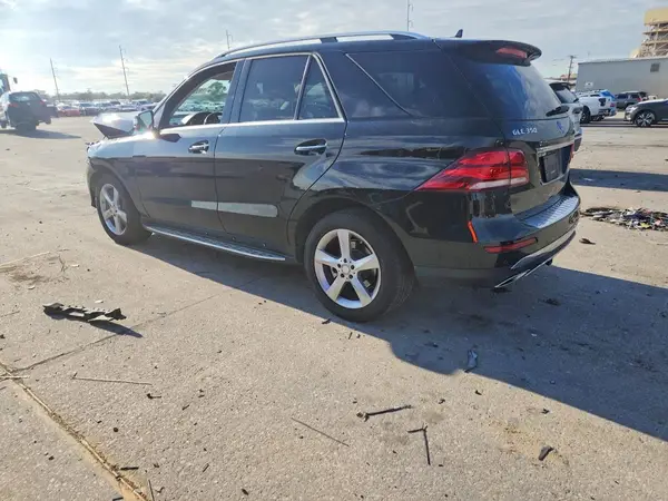 4JGDA5HB2GA742921 2016 MERCEDES-BENZ GLE - Image 2